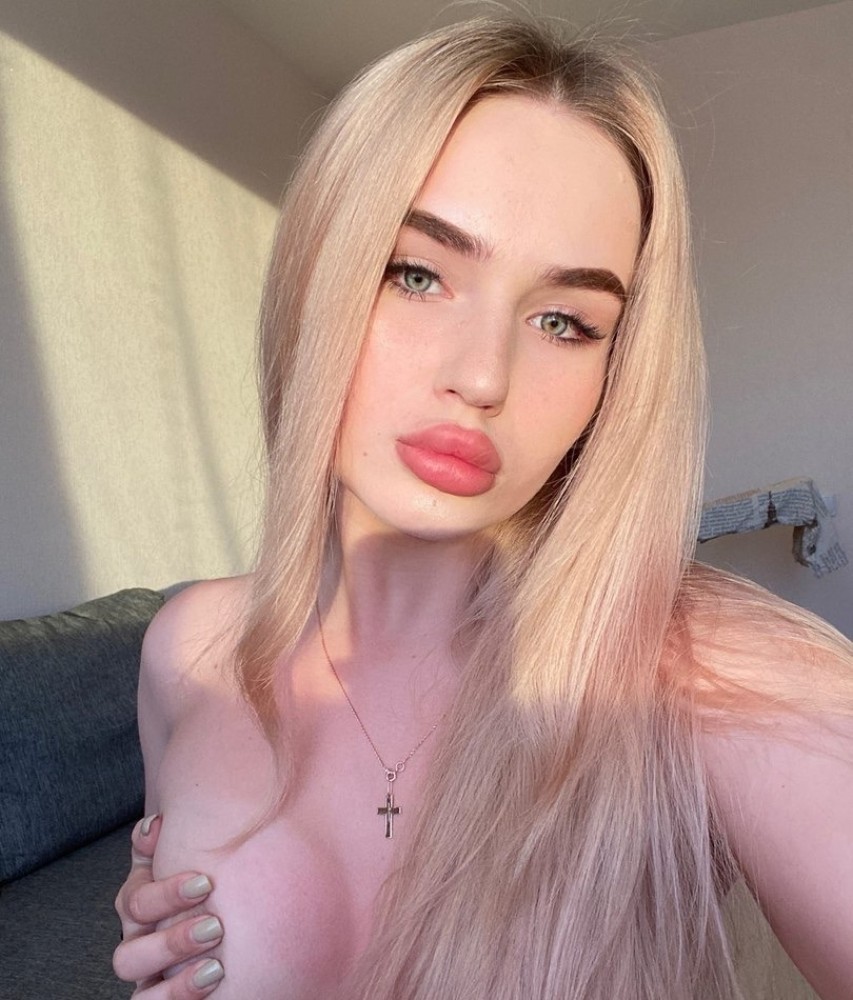 Индивидуалка Эмилия фото № 2 в городе Петродворец