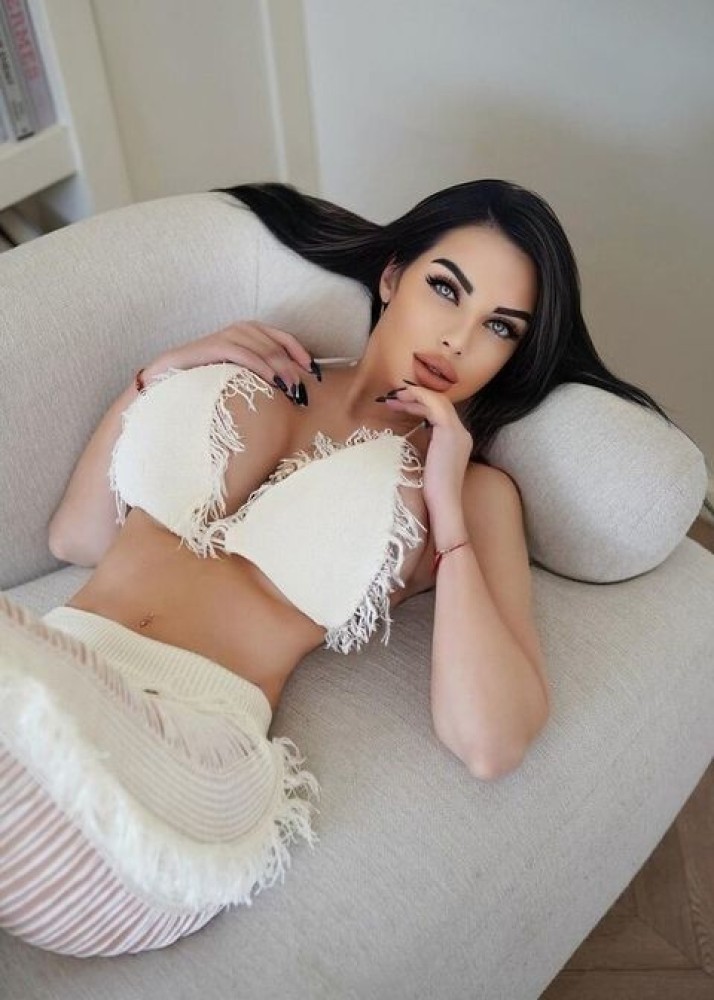 Индивидуалка Карина фото № 2 в городе Петродворец