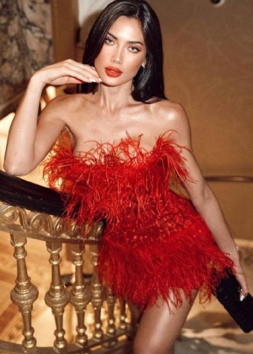 Линда, Г. Петродворец